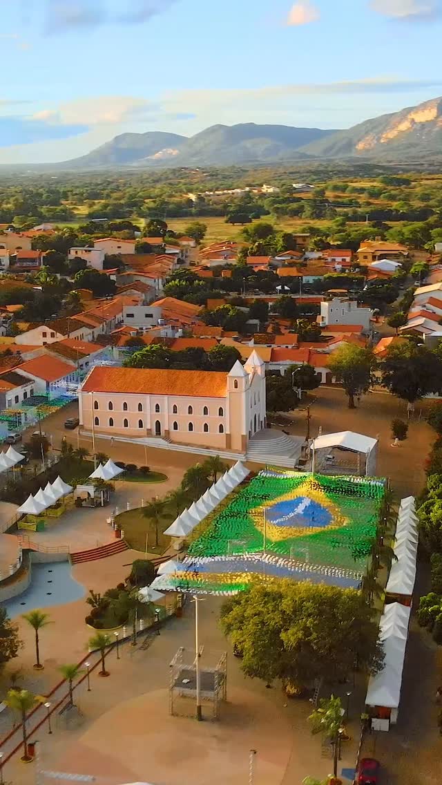 Junho não é mês. É sensação É festa. É forró. É tradição.