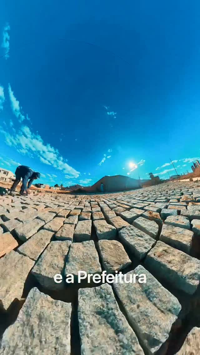 Tem pavimentação na área